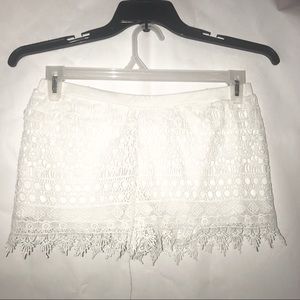 🌸Shinesqar White floral lace  mini shorts size